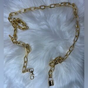 Gold plated chain belt w/ Lock Charm